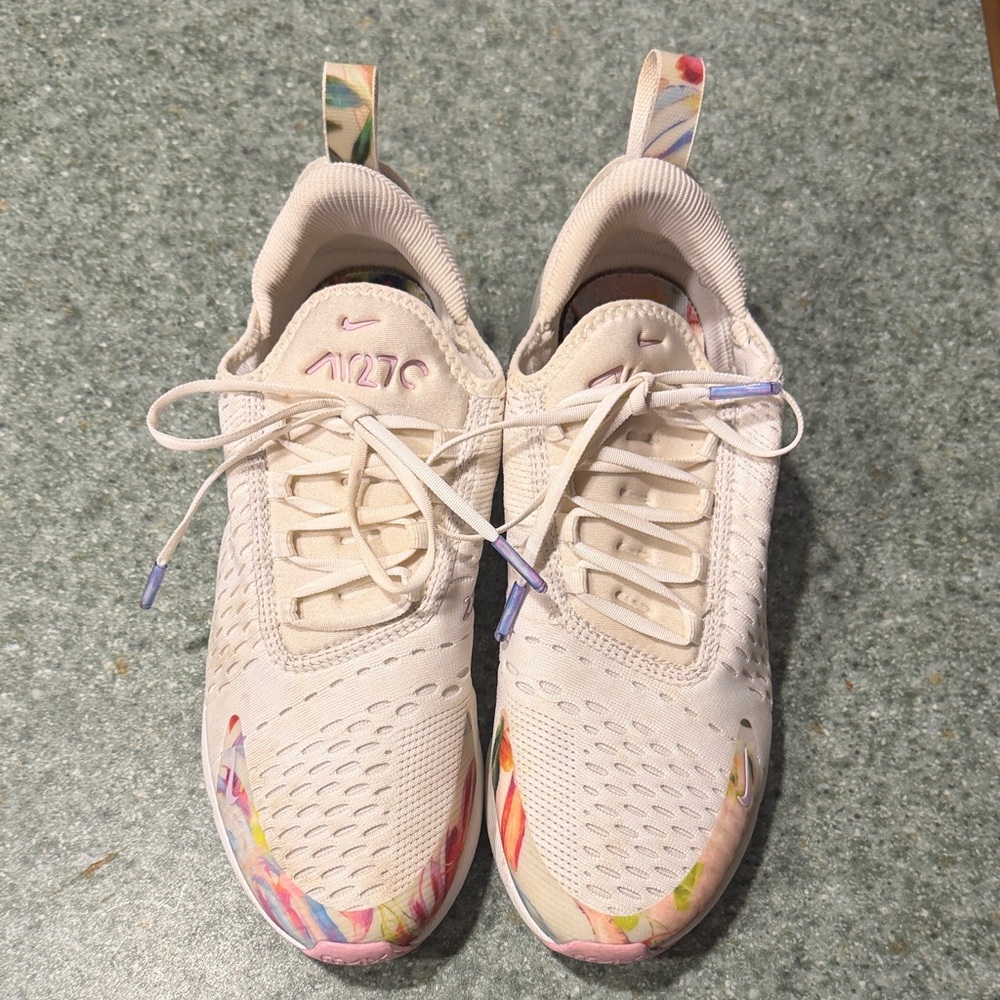 Nike Air 270 Sneakers with Cream and Multicolor Accents